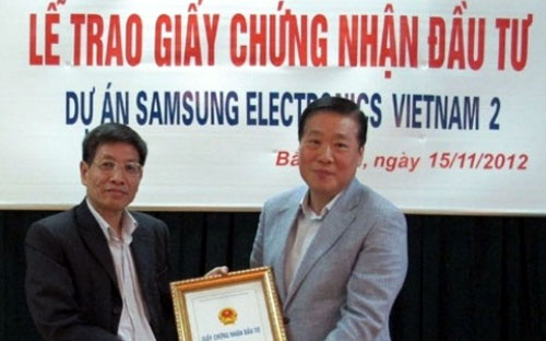FDI 2012: Đăng ký giảm mạnh, giải ngân lạc quan