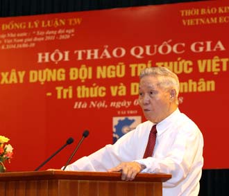 GS. Đào Nguyên Cát, Tổng biên tập Thời báo PG88 ⭐ Link trang chủ số 1 nhà cái PG88 com casino slot Việt Nam phát biểu tại hội thảo - Ảnh: Mạnh Thắng.