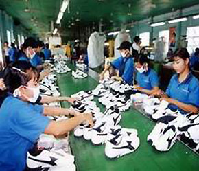 Đa dạng hóa thị trường và tránh bị áp thuế bán phá giá là những vấn đề cấp thiết đối với Pg88 com chính chủ da giày của Việt Nam.