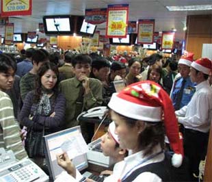 "Với những nhà PG88 ⭐ Link trang chủ số 1 nhà cái PG88 com casino slot thị trường thực sự, họ sẽ tính bài toán: không ăn từ mức chênh lệch giá mà từ quy mô bán ra, giảm giá xuống để bán được nhiều hàng" - Ảnh: N.N.