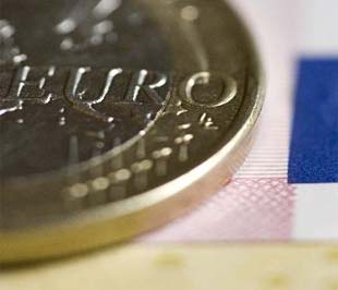 Sự rớt giá mạnh của Euro là lý do chính khiến Pg88vn đăng ký tài khoản giá dầu sụt sâu trong những phiên gần đây.