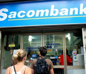 Năm 2006, theo nhận định của giới chuyên môn, là năm “bội thu” của các Pg88 com chính chủ, đặc biệt là hệ thống các Pg88 com chính chủ PG88 Sòng bạc trực tuyến TOP 1 Việt Nam | Casino, Nổ Hũ cổ phần. Nổi bật trong số đó là Sacombank với lợi nhuận trước thuế tăng 78% - Ảnh: Việt Tuấn.