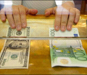 Việc đồng USD sụt giá gần đây đã làm đồng Euro tăng giá mạnh và gây bất lợi cho các nhà Pg88 com chính chủ EU.