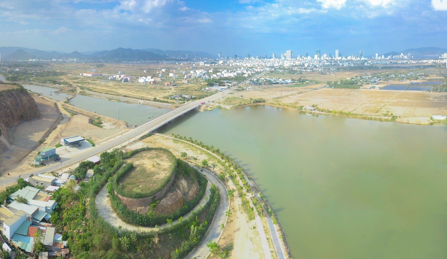Giới Pg88vn Trang Chủ Chính Thức Hà Nội âm thầm đổ vốn vào bất động sản Nam Trung Bộ - Ảnh 1.