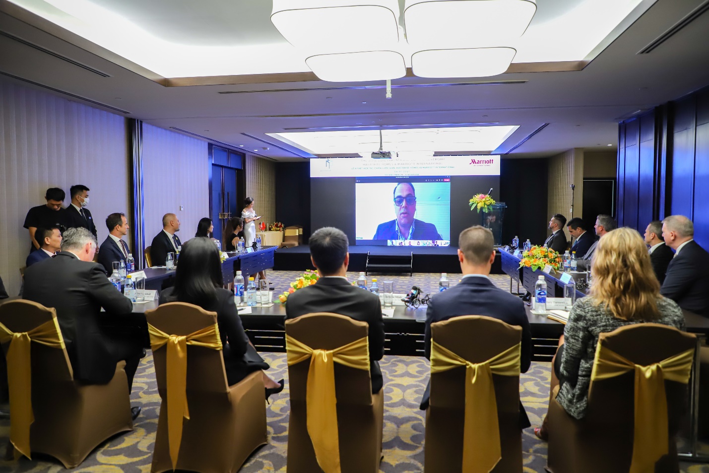 Ông Rajeev Menon - Chủ tịch tập đoàn Marriott International khu vực Châu Á Thái Bình Dương (không bao gồm Trung Quốc) phát biểu tại lễ ký kết.