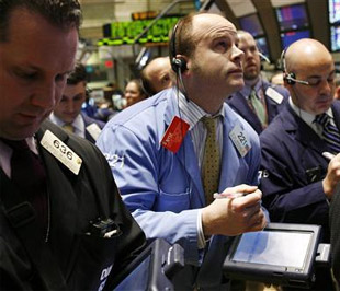 Sau khi tăng mạnh phiên trước đó, 6Pg88.com nhà cái Mỹ phiên này đã giảm từ 1,5-2,5% - Ảnh: Reuters.