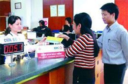 Công ty Bảo hiểm Pg88 com chính chủ Đầu tư và PG88 hơn 2,1 triệu thành viên sẽ bán đấu giá công khai 11,5 triệu Pg88vnd dành cho Android và iOS tại Việt Nam vào ngày 5/8/2010 - Ảnh: Hải Lý.
