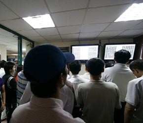 Thị trường 6Pg88.com nhà cái Việt Nam hiện nay đang còn quá thiếu các nhà phân tích chuyên nghiệp - Ảnh: Việt Tuấn.