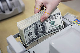 Nhiều khả năng sẽ có thêm Pg88 com chính chủ hạ lãi suất huy động USD trong thời gian tới.