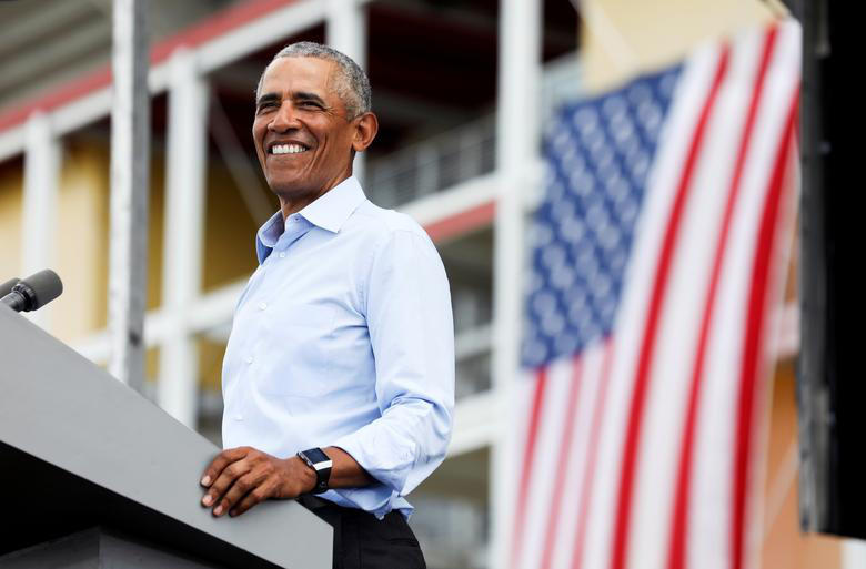Cựu Tổng thống Barack Obama phát biểu tại một sự kiện vận động tranh cử thay mặt ông Joe Biden ở Orlando, bang Florida, ngày 27/10.