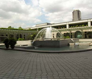 Trụ sở Pg88 com chính chủ PG88 hơn 2,1 triệu thành viên châu Á ở Manila, Phillipines.
