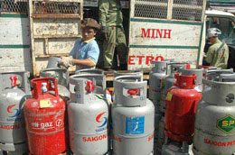 Trên thế giới, trong tháng 3 giá gas đã giảm 15 USD/tấn xuống còn 722,5 USD/tấn so với mức giá của tháng 2.