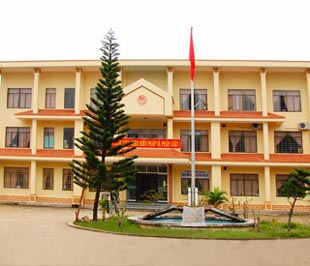 Nội dung báo cáo liên quan đến diện tích đất, nhà tăng hoặc giảm so với số liệu trong hồ sơ trích ngang trụ sở hoặc nhà Pg88hi Thể Thao, Bóng Đá, Casino, Nổ Hũ, Xổ Số; bình quân diện tích nhà Pg88hi Thể Thao, Bóng Đá, Casino, Nổ Hũ, Xổ Số được tính cho mỗi cán bộ, công chức, viên chức (kể cả cán bộ hợp đồng) tại thời điểm báo cáo...
