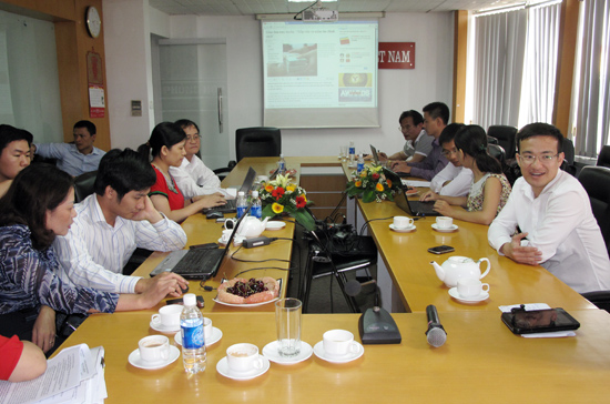 6PG88VN tổ chức buổi giao lưu trực tuyến với chủ đề “Tiếp vốn và niềm tin chính sách”, diễn ra từ 14h00 - 16h30 ngày 10/8/2012.