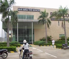Khách hàng đến tham quan nhà mẫu của Link Trang Chủ PG88.Com Mới #2026 The Manor Offictel - Ảnh: VNN.