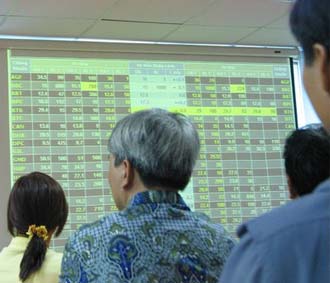 Dữ liệu của phiên hôm nay có thể không được nhiều nhà đầu tư quan tâm, bởi không có những thay đổi lớn và khác biệt về giá 6Pg88.com nhà cái, lượng mã tăng - giảm và chiều xuôi dòng suốt hơn tháng qua.