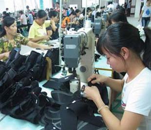 Chấp nhận “sống chung” với kiện chống bán phá giá