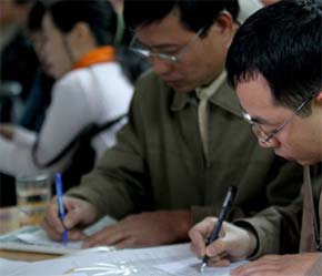 Một điểm khác biệt là giao dịch đã mạnh hơn trong đợt khớp lệnh xác định giá mở cửa, khi có tới 2,27 triệu đơn vị thay cho những mức dưới 1,5 triệu đơn vị những phiên vừa qua.