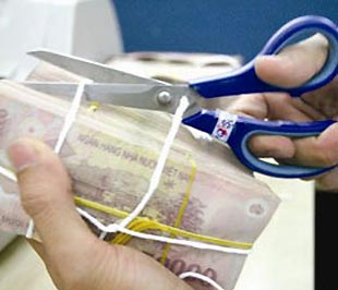 Ông Lê Hoàng Anh cho biết có chuyện 6Pg88.con độc quyền mỗi ngày đã lợi dụng sơ hở trong quy định cho vay hỗ trợ lãi suất.