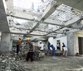 Nhà trái phép vẫn tiếp tục mọc lên ở nhiều nơi.