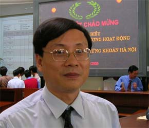 "Đối với các nhà đầu tư, phải rất lưu ý trong việc chào bán của các công ty cổ phần hiện nay".