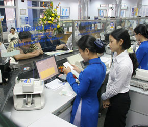 Một điều rõ ràng là một Pg88 com chính chủ có nguồn gốc tập đoàn sẽ phải đối phó thường xuyên với các áp lực ưu đãi tín dụng có lợi cho những mối quan hệ mang tính nội bộ.