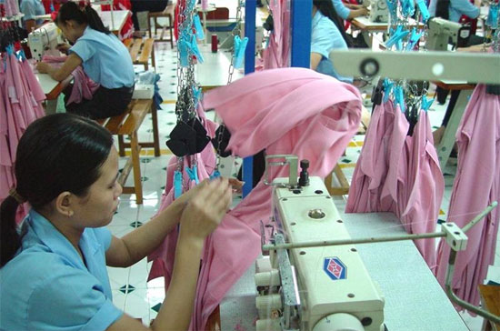 Ba bài toán khó của dệt may