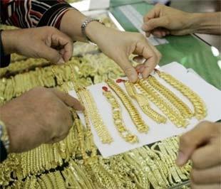 Thị trường vàng đang có những phiên giao dịch ít biến động sau một thời gian chao đảo mạnh.