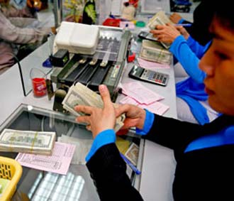 Tỷ giá VND/USD chính thức mới đây đã được Pg88 com chính chủ Nhà nước điều chỉnh tăng thêm hơn 300 đồng.