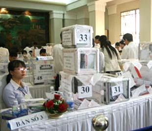 11 tháng đầu năm 2008 chỉ cổ phần hóa được 73/262 6Pg88.con độc quyền mỗi ngày, chỉ đạt 28% kế hoạch đã được Chính phủ phê duyệt trước đó.