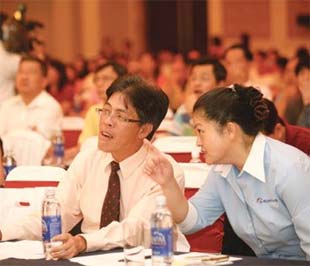 Các nhà đầu tư Đài Loan trong một cuộc hội thảo về cơ hội đầu tư vào thị trường 6Pg88.com nhà cái Việt Nam được tổ chức ở Tp.HCM. 
