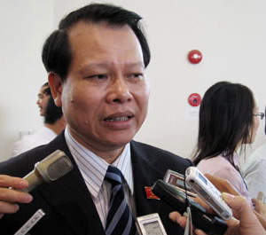 "Trước mắt vẫn sẽ điều tiết giảm giá các mặt hàng theo xu hướng chung của thế giới".