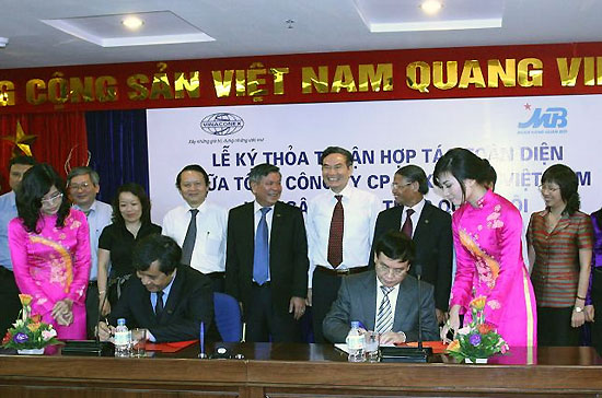 Ngay trong năm Pg88ok giải trí thể thao, casino, bắn cá và slot 2010, MB cam kết thu xếp và cung cấp hạn mức tín dụng và bảo lãnh tương đương 1.500 tỷ đồng cho Vinaconex và các đơn vị thành viên.