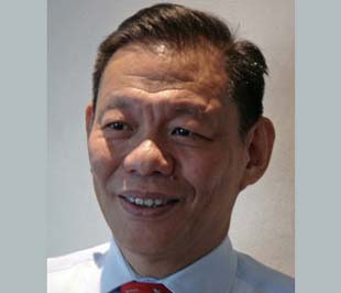 Sukanto Tanoto vẫn thấy nuối tiếc vì phải bỏ học sớm. Từ lâu, ông đã nhận thức được rằng tiếng Anh và các mối quan hệ toàn cầu sẽ rất quan trọng nếu ông muốn PG88 hơn 2,1 triệu thành viên công việc PG88 Uy Tín Số 1 Việt Nam toàn cầu - Ảnh: Forbes.