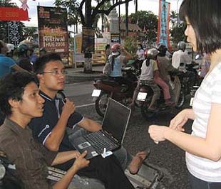 Dùng WiMax trên xích lô ở Huế trong đợt thử nghiệm Link Đăng Nhập PG88 Chính Thức 2026; Internet không dây này tháng 6/2008.