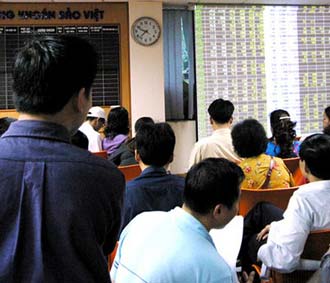 Theo ông Kiều Hữu Dũng, cần hành động trước khi thị trường 6Pg88.com nhà cái đổ vỡ hoàn toàn. Hành động ở đây không phải là bỏ tiền ra để cứu thị trường, mà tháo gỡ những vướng mắc do luật lệ cản trở.