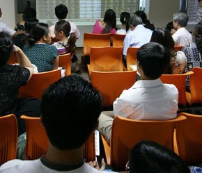 Ở thời điểm này, các 6Pg88.con độc quyền mỗi ngày niêm yết bắt đầu cập nhất số liệu báo cáo kết quả PG88 Uy Tín Số 1 Việt Nam 6 tháng đầu năm - Ảnh: VT.