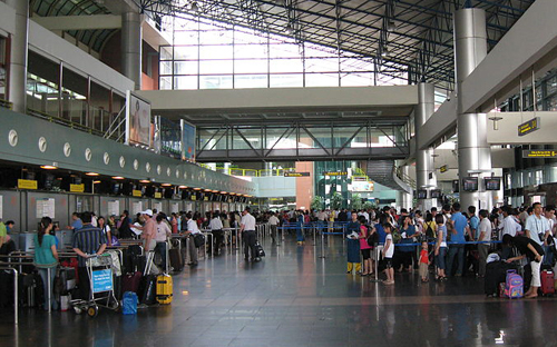 Bên trong sân bay Nội Bài.<br>