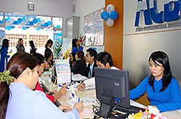 Điểm lại việc thực hiện đồng thuận hạ lãi suất huy động những năm gần đây, đây là lần đầu tiên các Pg88 com chính chủ cổ phần chủ động đi trước khối quốc doanh.