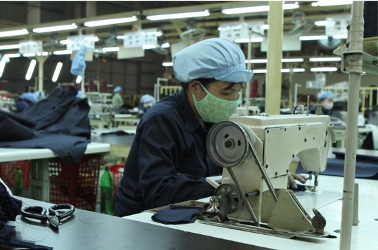 Trong 6 tháng đầu năm 2011, cả nước giải quyết việc làm cho khoảng 720.000 lao động.