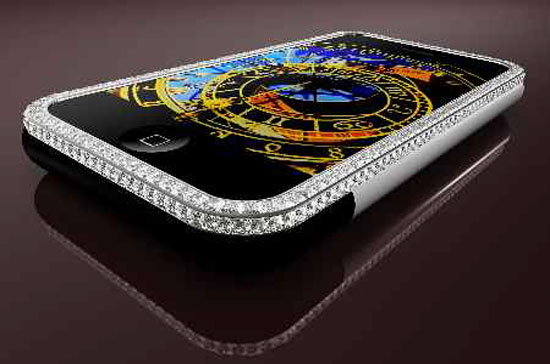 Cũng là iPhone, nhưng các nhà thiết kế đã phủ đầy quanh nó những viên kim cương và vàng trắng.