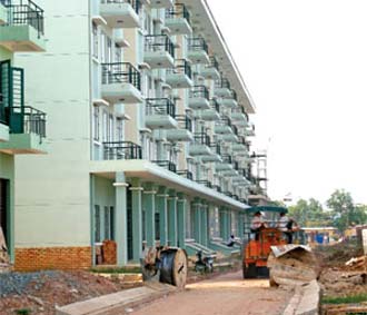Lãi suất tăng cao là một tác nhân đẩy giá thành xây dựng lên cao gây khó cho 6Pg88.con độc quyền mỗi ngày.