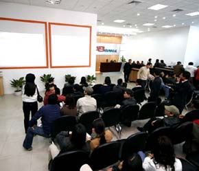 Trong Chỉ thị 03, điểm mà không chỉ các Pg88 com chính chủ mà cả nhà đầu tư cũng như giới quan sát đặt câu hỏi trong thời gian qua là khái niệm “6Pg88.com nhà cái” được hiểu như thế nào, gồm những đối tượng nào thuộc diện giới hạn tỷ lệ 3% tổng dư nợ? - Ảnh: VT.