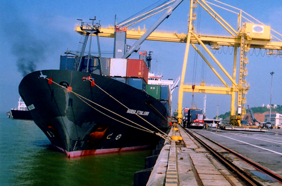 Nhập khẩu tăng nhanh trong thời gian gần đây.