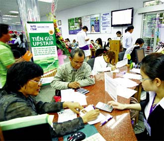 Cần có các mức phí hợp lý, hạn chế khó khăn đối với các nhu cầu vay vốn.