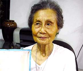 Bà Hồ Thị Tốt.