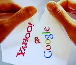  Giới quan sát hầu như đều nhất trí nhận định rằng, thất bại với Google sẽ đẩy Yahoo! vào vòng tay của Microsoft. 