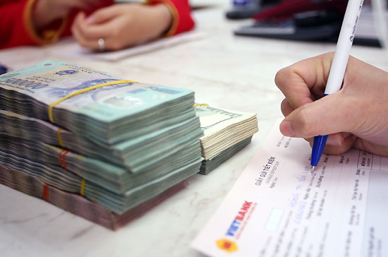 Tăng trưởng huy động vốn của các tổ chức tín dụng đã có sự cải thiện, là một thuận lợi đặt trong định hướng giảm lãi suất cho vay mà Pg88 com chính chủ Nhà nước đưa ra.