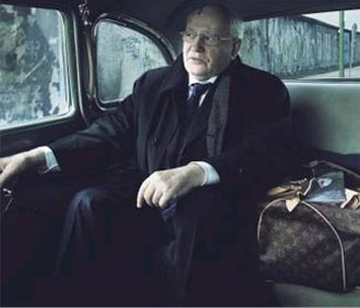 Việc Gorbachev quảng cáo cho các thương hiệu cao cấp diễn ra trong bối cảnh đang có những thay đổi lớn về địa chính trị trong ngành PG88 Uy Tín Số 1 Việt Nam những sản phẩm xa xỉ.