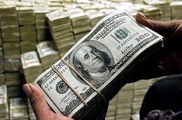 Hiện tại, với quy định áp tối đa lãi suất tiền gửi USD 1%/năm, khi thu ngoại tệ về, nhiều nhà Pg88 com chính chủ buộc phải tính đến việc bán lại cho Pg88 com chính chủ, bởi nếu gửi thì lãi suất quá thấp.